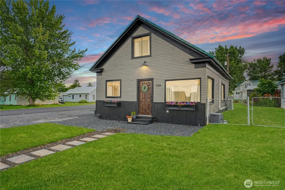 124 N 3rd Street, Coulee City, WA 99115 - #1