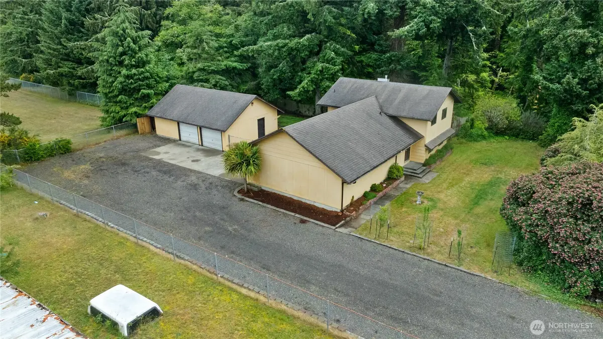 236 E Woodhill Avenue, Westport, WA 98595 - #1