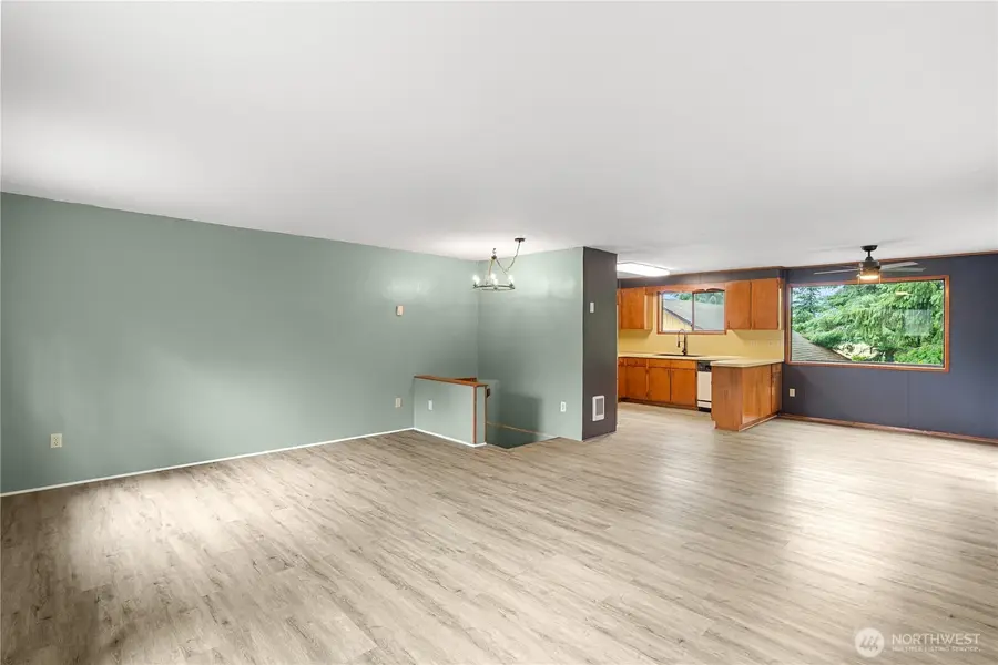 236 E Woodhill Avenue, Westport, WA 98595 - #3