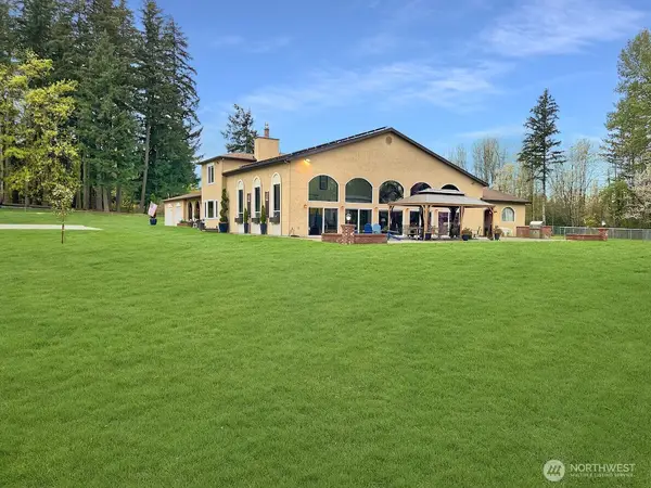 21829 210th Avenue Se, Maple Valley, WA 98038