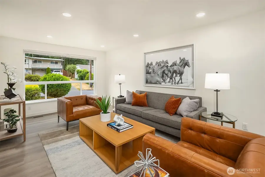 16110 Evanston Avenue N, Shoreline, WA 98133 - #2