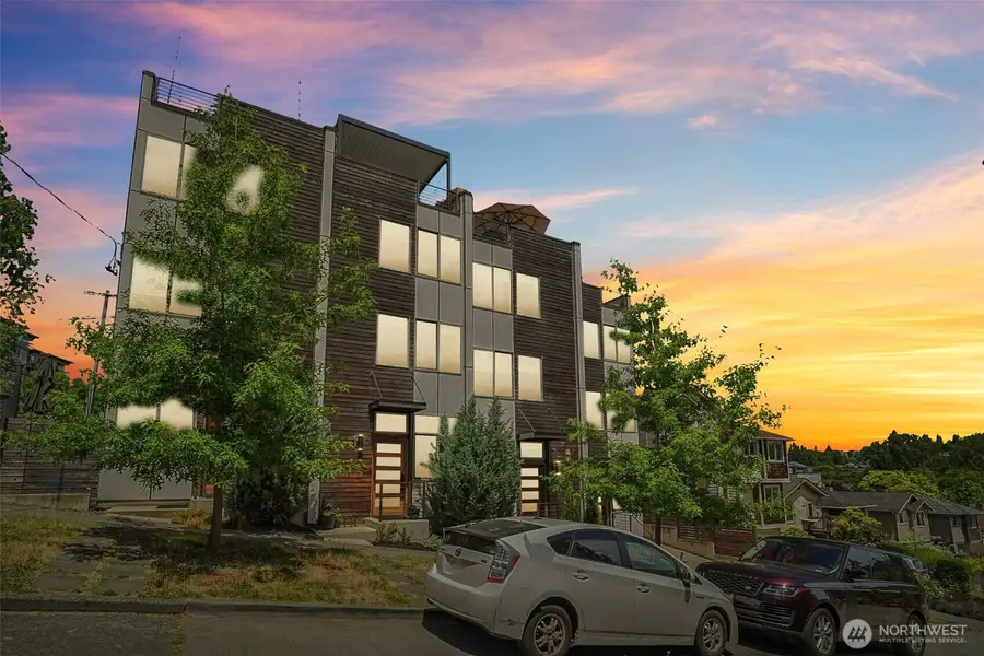 2852 SW Nevada Street, Seattle, WA 98126 - #2