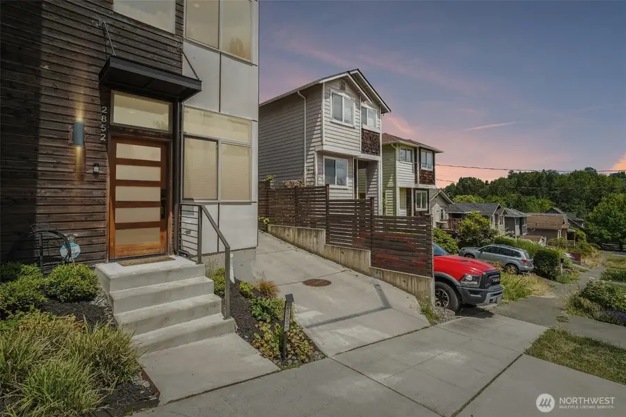 2852 SW Nevada Street, Seattle, WA 98126 - #3