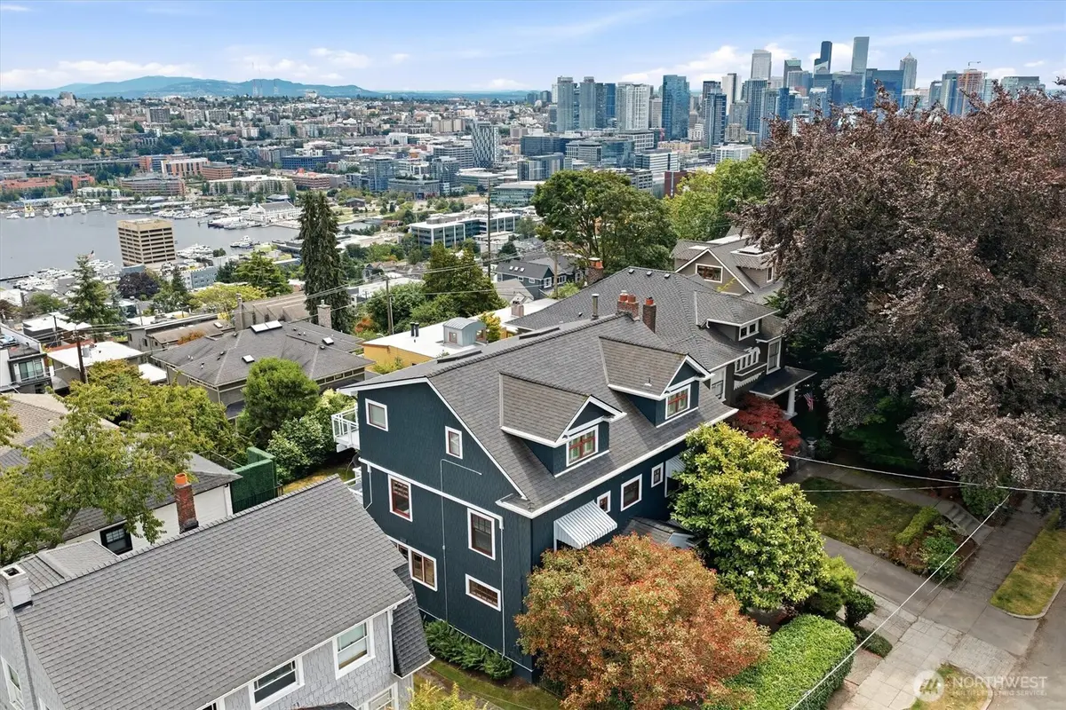 1518 4th Avenue N, Seattle, WA 98109 - #1