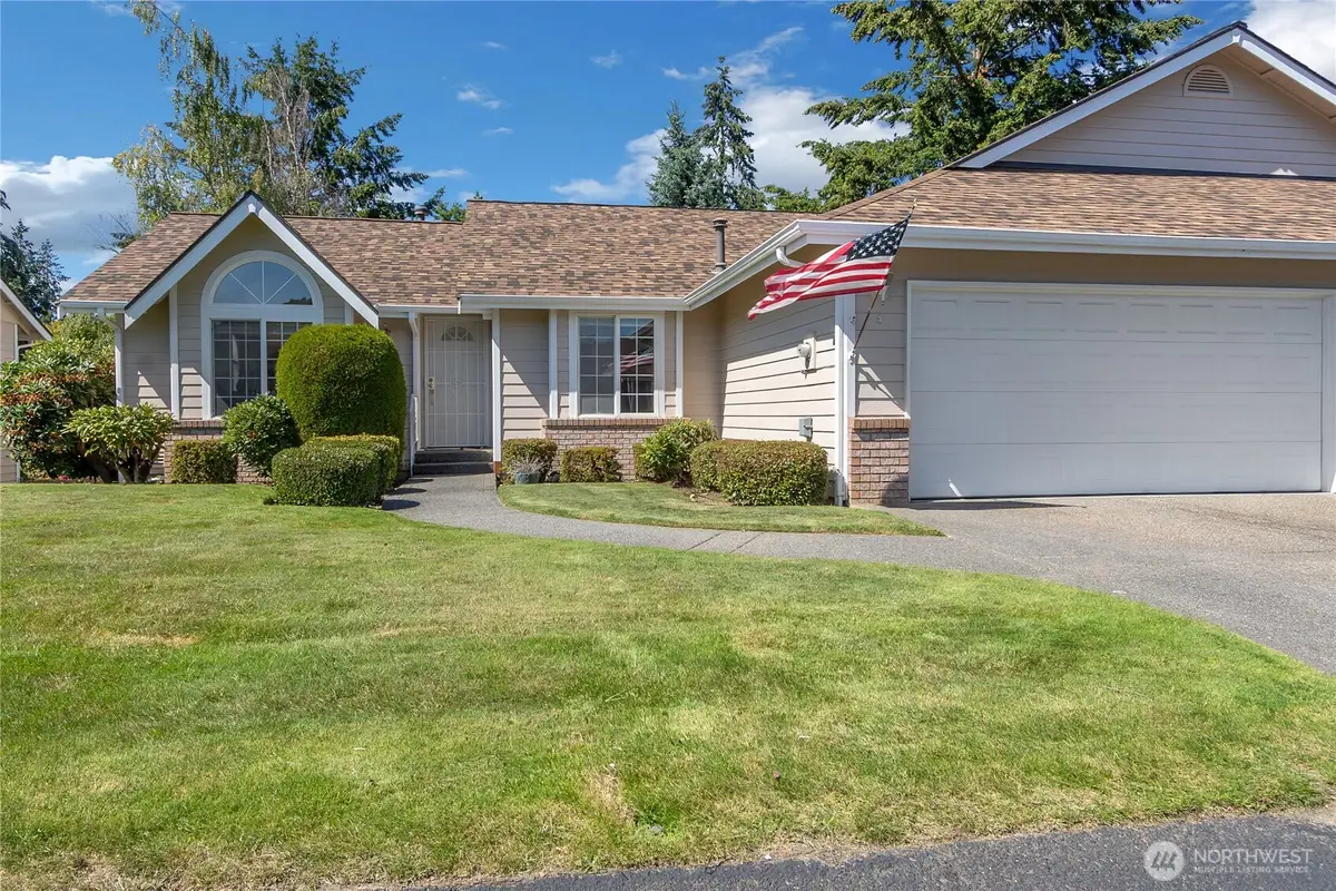 4 Lakewood Oaks Drive, Lakewood, WA 98499 - #1