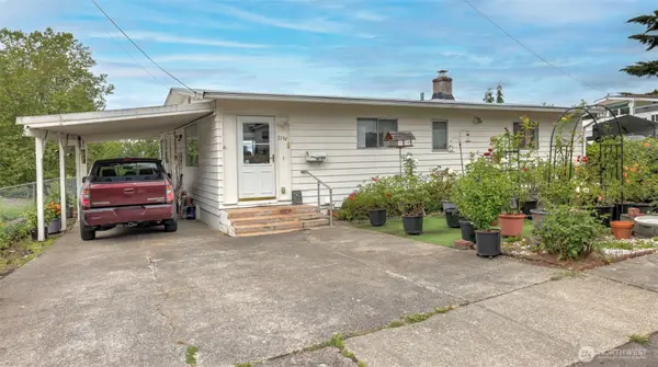 2194 NE 8th Place, Renton, WA 98056