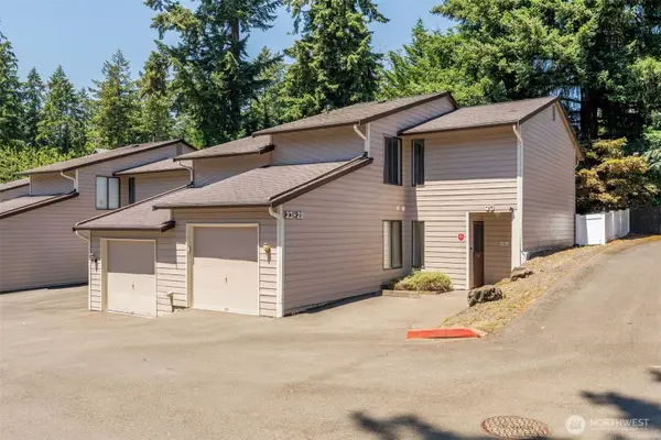 1555 Union Avenue Ne #23, Renton, WA 98059