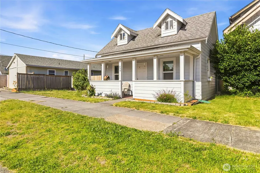 336 SW 3rd Avenue, Castle Rock, WA 98611 - #2