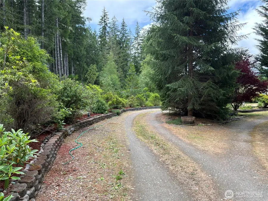 131 E Midnight Court, Allyn, WA 98524 - #3