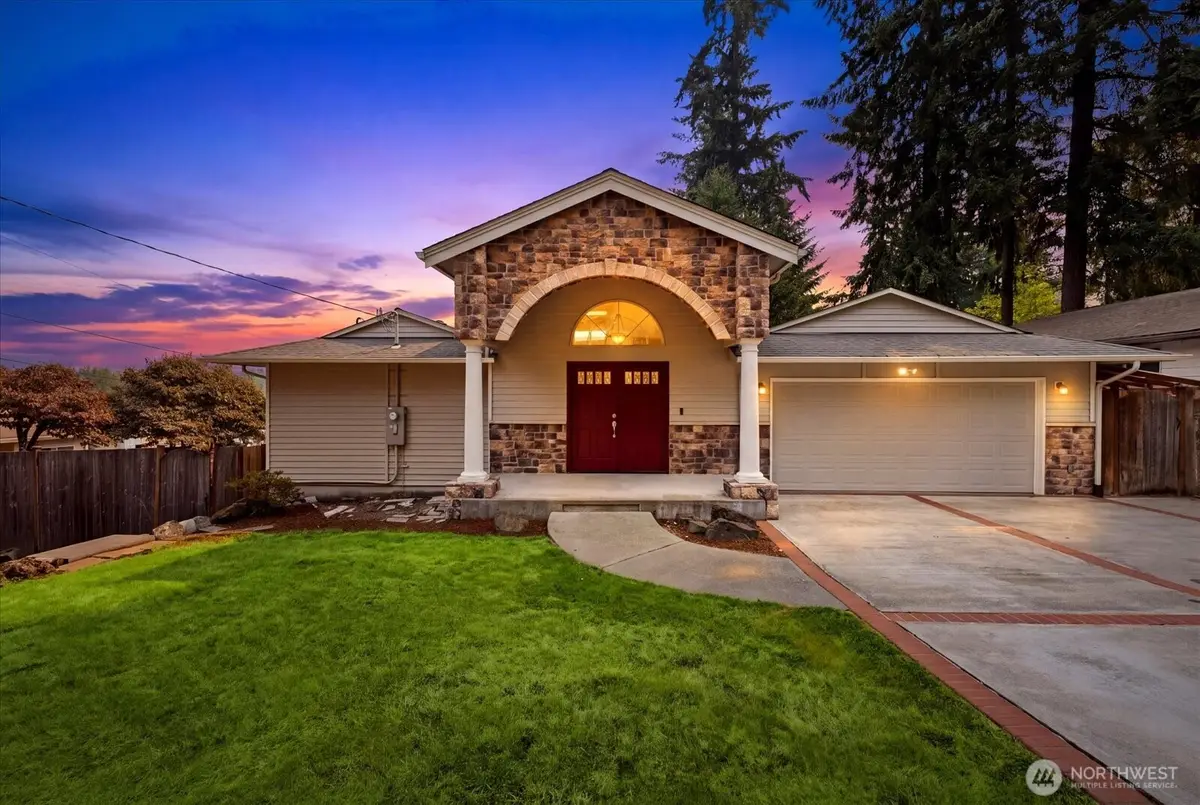 1704 154th Avenue Se, Bellevue, WA 98007 - #1