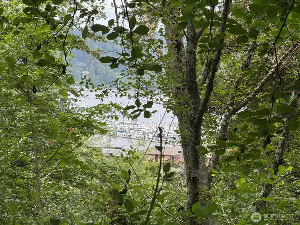 1234 NE 11th Avenue #1, Poulsbo, WA 98370