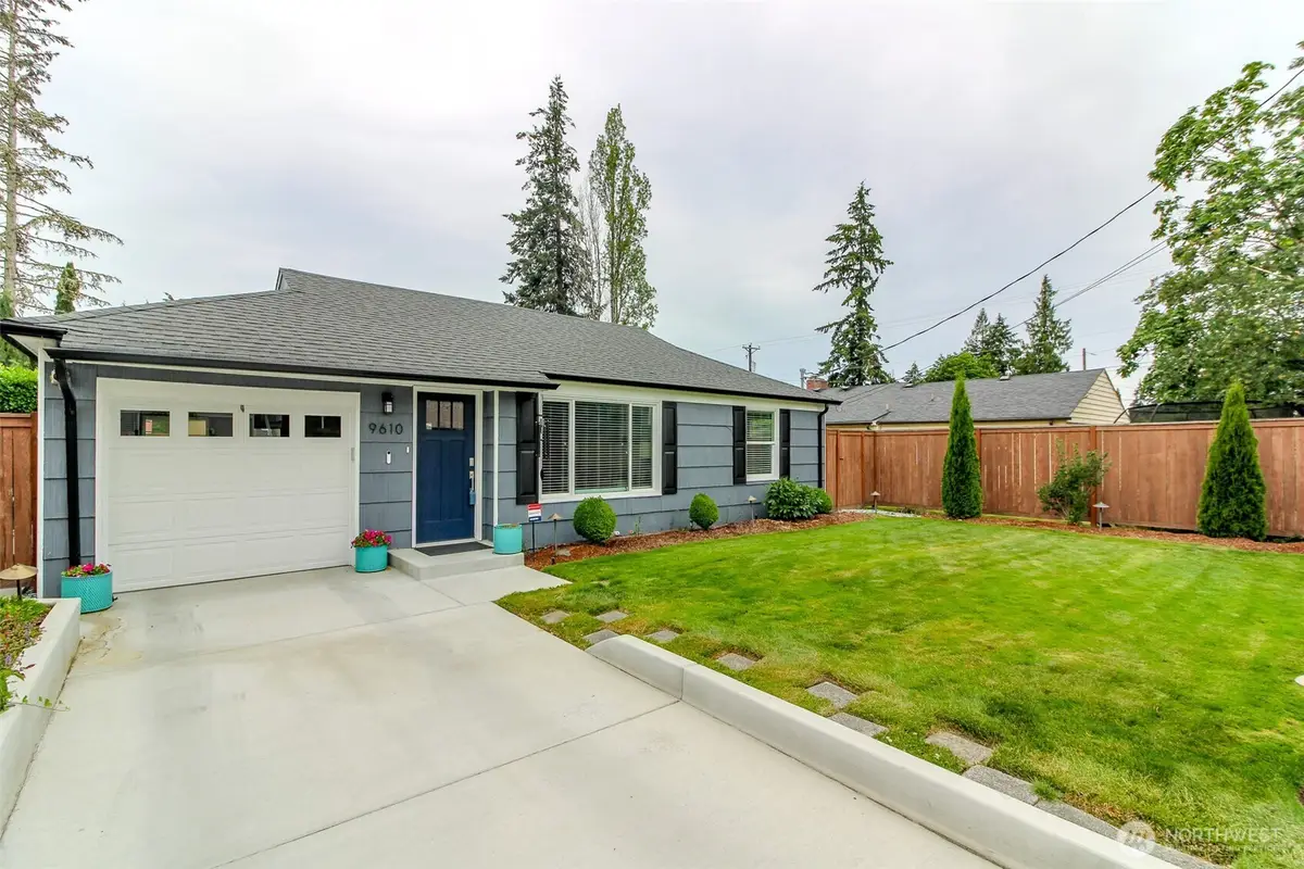 9610 Oak Lane Sw, Lakewood, WA 98499 - #1