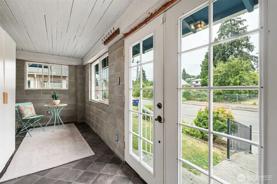 1512 S Oakes Street, Tacoma, WA 98405 - #3