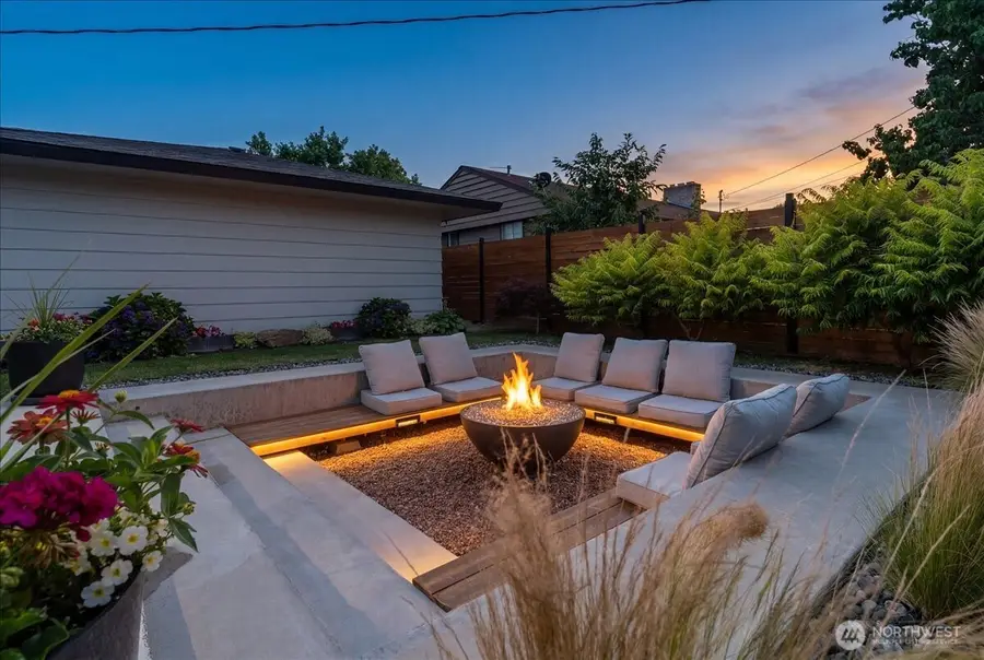 1112 Cedar Street, Wenatchee, WA 98801 - #2