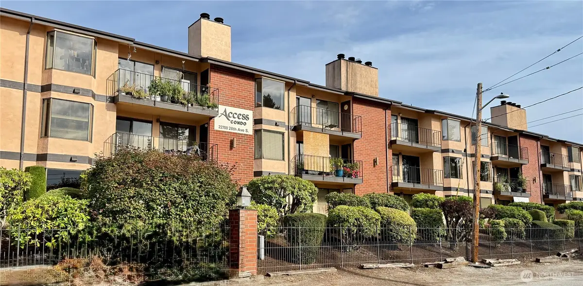 22700 28th Avenue S #203, Des Moines, WA 98198 - #1