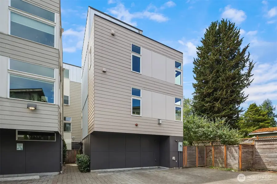 8765 15th Avenue Nw, Seattle, WA 98117 - #3