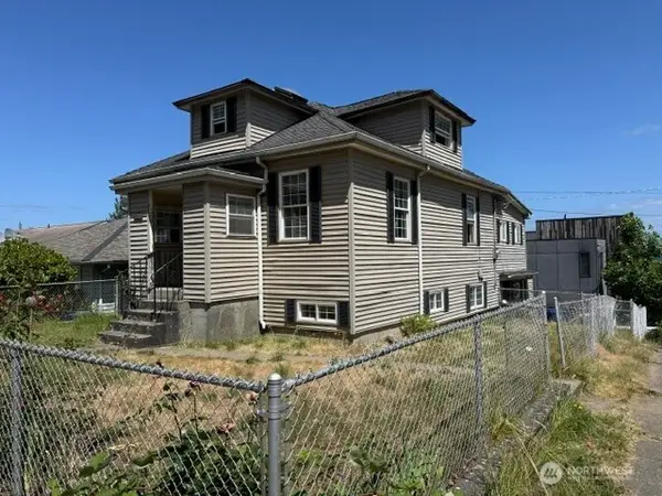 2616 17th Avenue S, Seattle, WA 98144