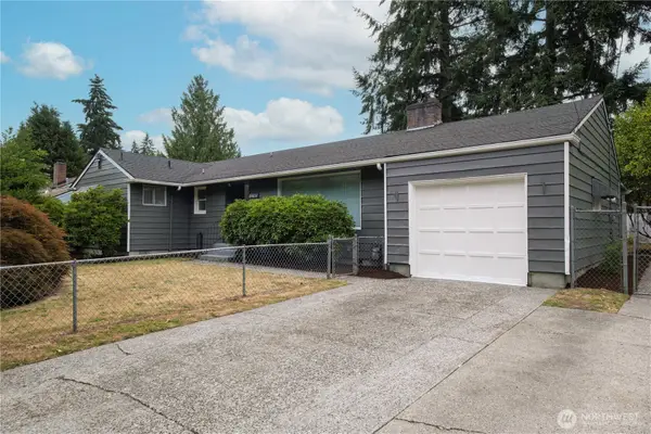 8408 121st Street Sw, Lakewood, WA 98498