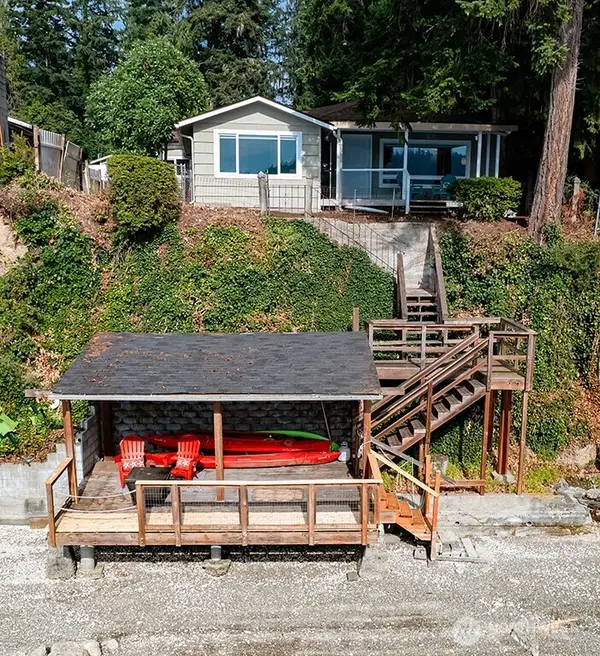 2161 Marine Drive, Bremerton, WA 98312