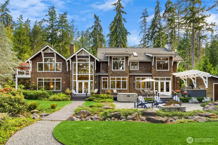 10374 Country Club Road, Bainbridge Island, WA 98110 - #2
