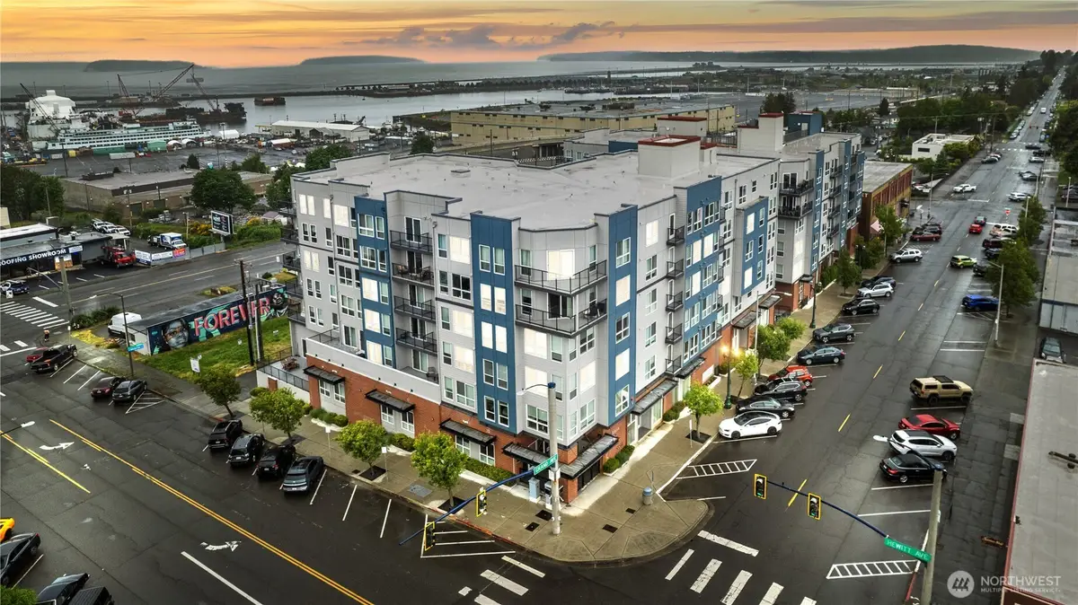 2818 Grand Avenue #B407, Everett, WA 98201 - #1
