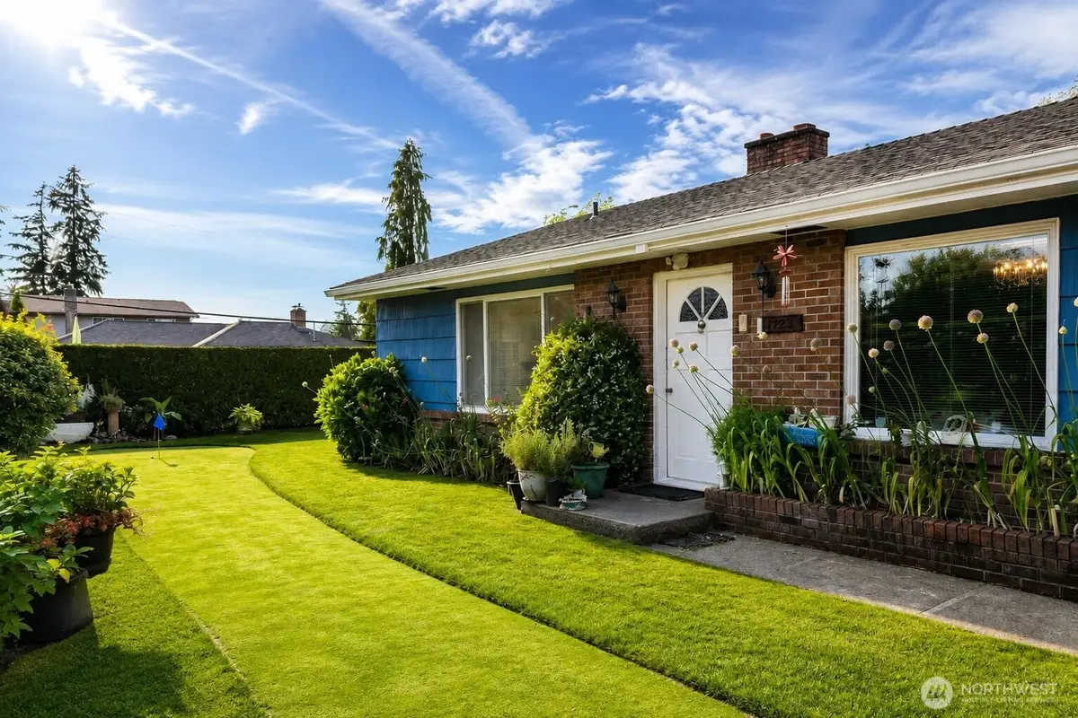1323 S Violet Meadow Street S, Tacoma, WA 98444 - #1