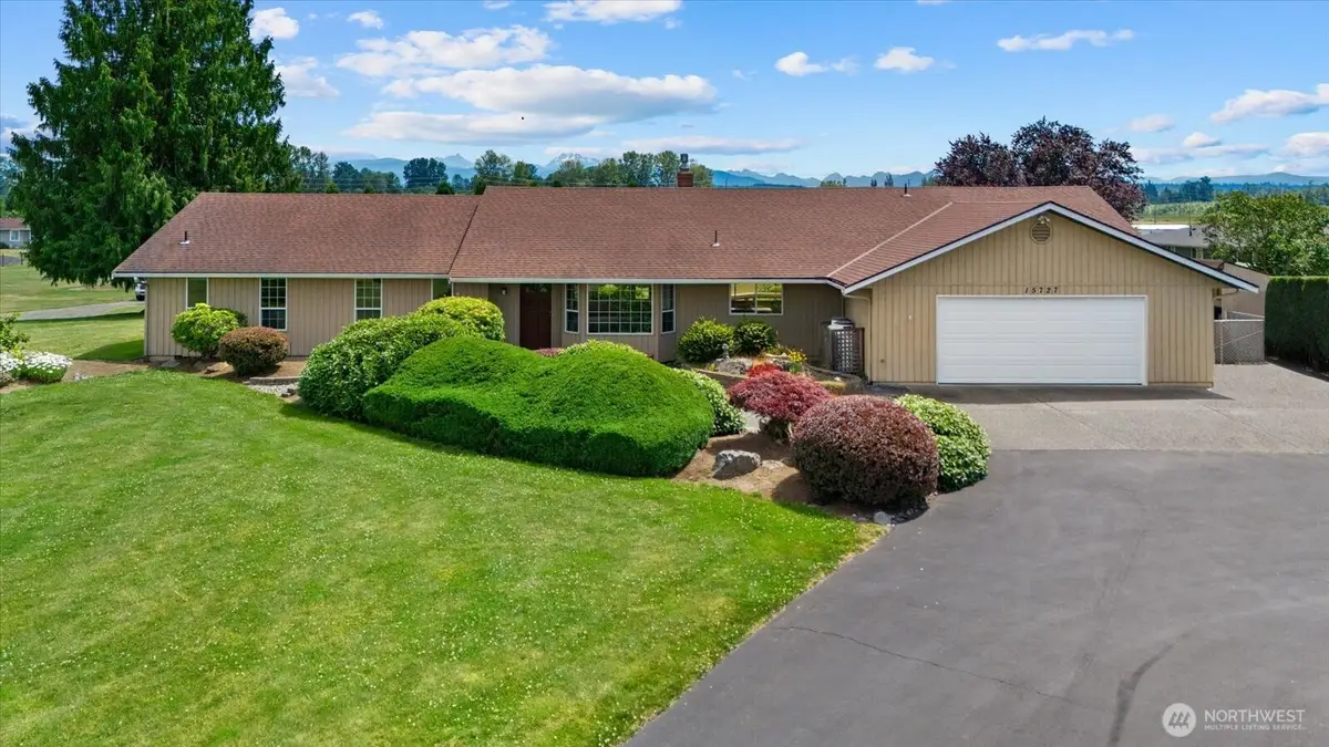 15727 19th Avenue Ne, Arlington, WA 98223 - #1