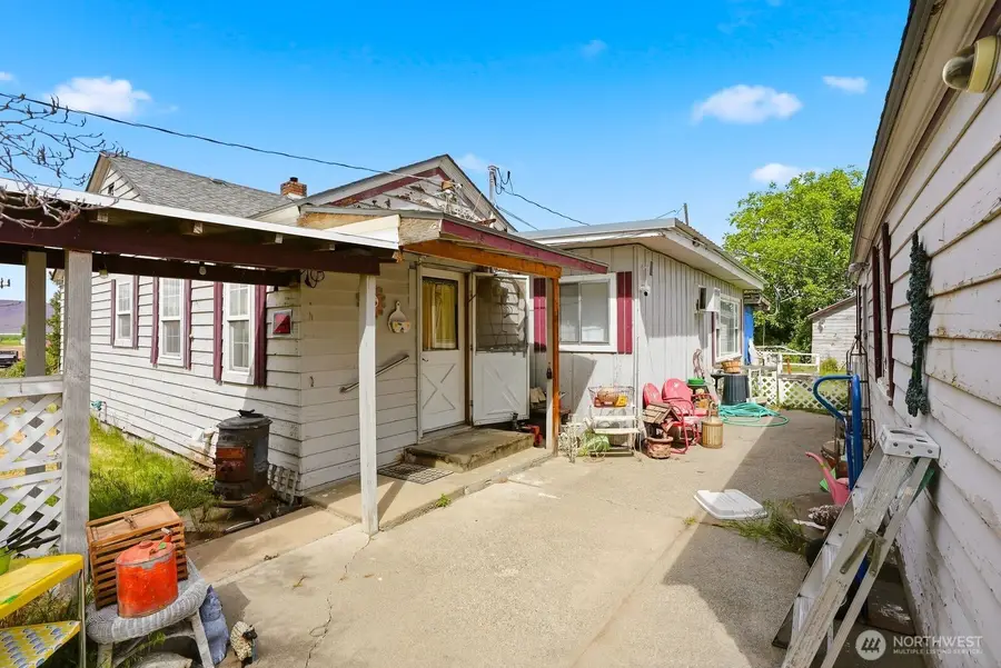 1580 N Cottonwood Road, Yakima, WA 98908 - #2