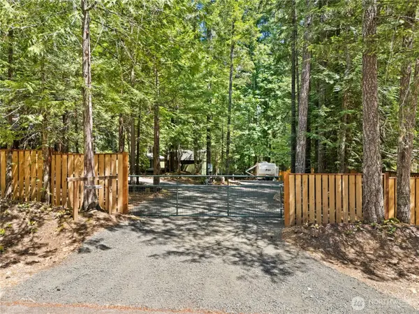 370 N Mount Jupiter Drive #109, Hoodsport, WA 98548
