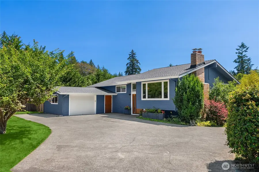 7563 NE Emerald Way, Bainbridge Island, WA 98110 - #3
