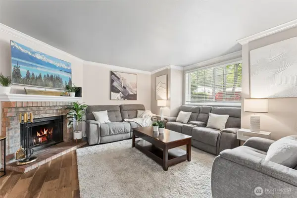 23410 18th Avenue S #A101, Des Moines, WA 98198