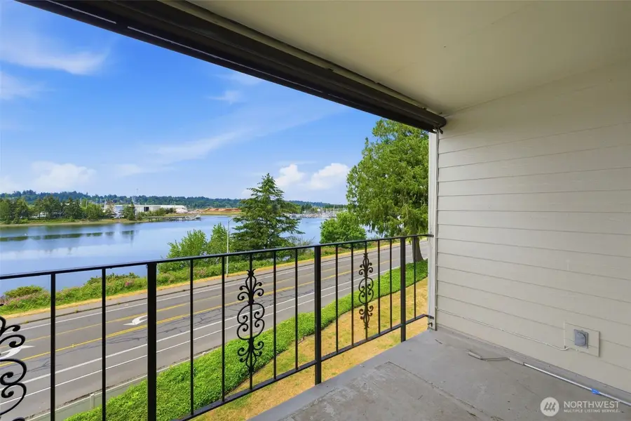 904 East Bay Drive Ne #B302, Olympia, WA 98506 - #2