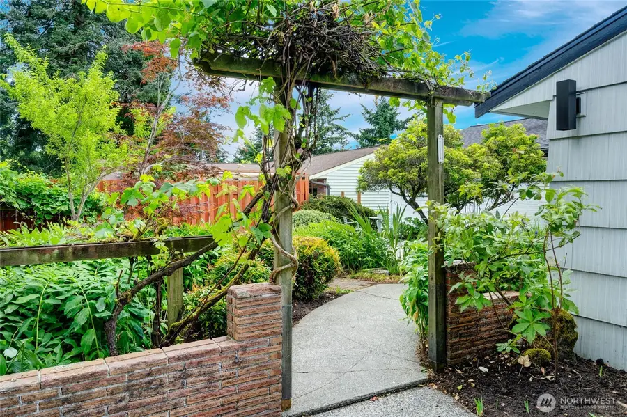13322 3rd Avenue Ne, Seattle, WA 98125 - #2