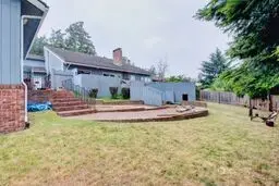 960 SW Fairhaven Drive, Oak Harbor, WA 98277