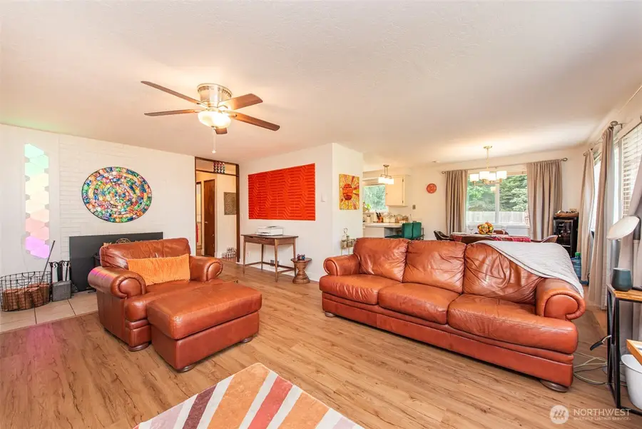 1201 Thornton Drive, Sequim, WA 98382 - #3