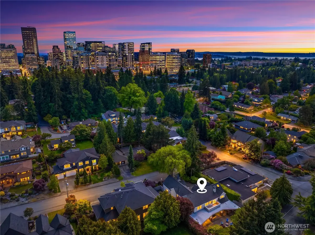 10910 NE 18th Place, Bellevue, WA 98004 - #1