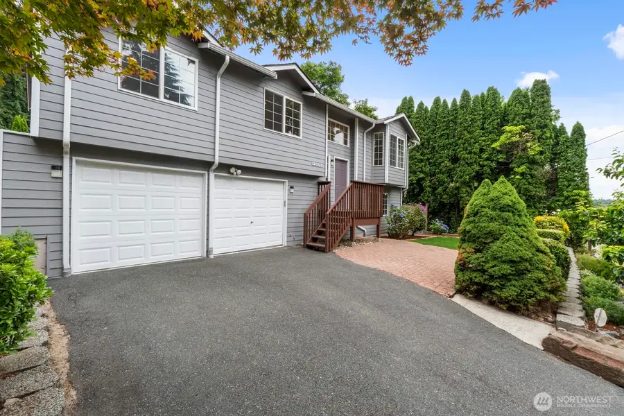 12057 20th Avenue Ne, Seattle, WA 98125 - #2