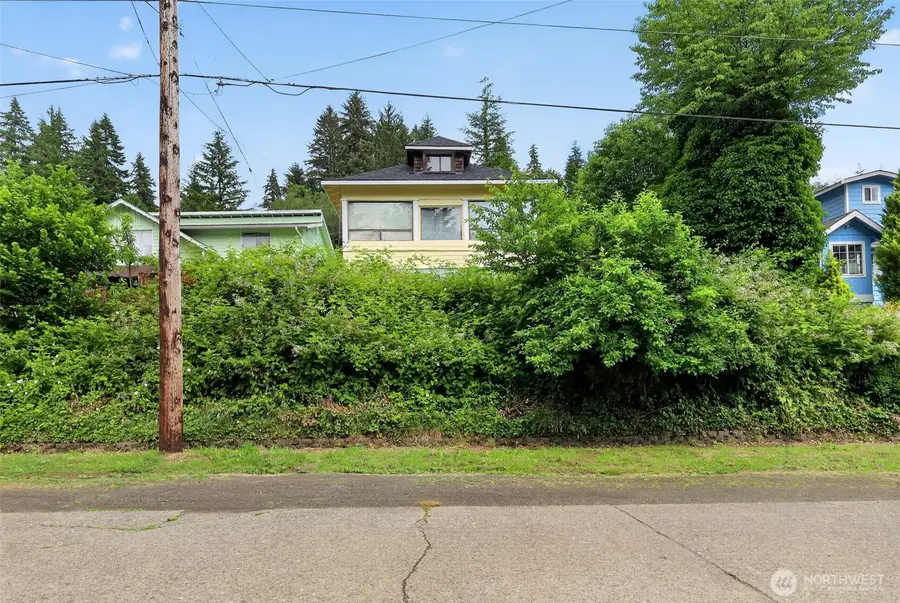 1345 Larch Street, Raymond, WA 98577 - #2