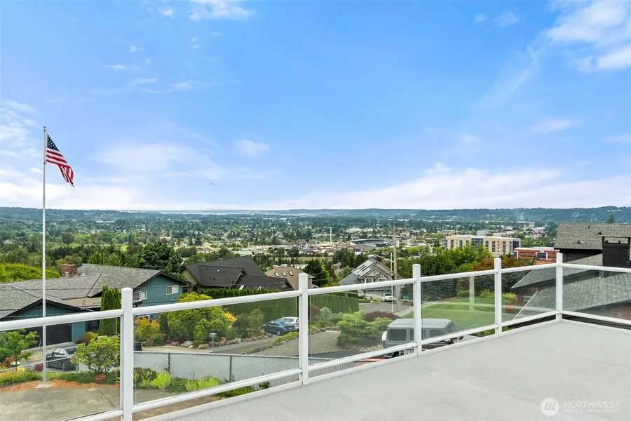 2025 5th Street Se, Puyallup, WA 98372 - #2
