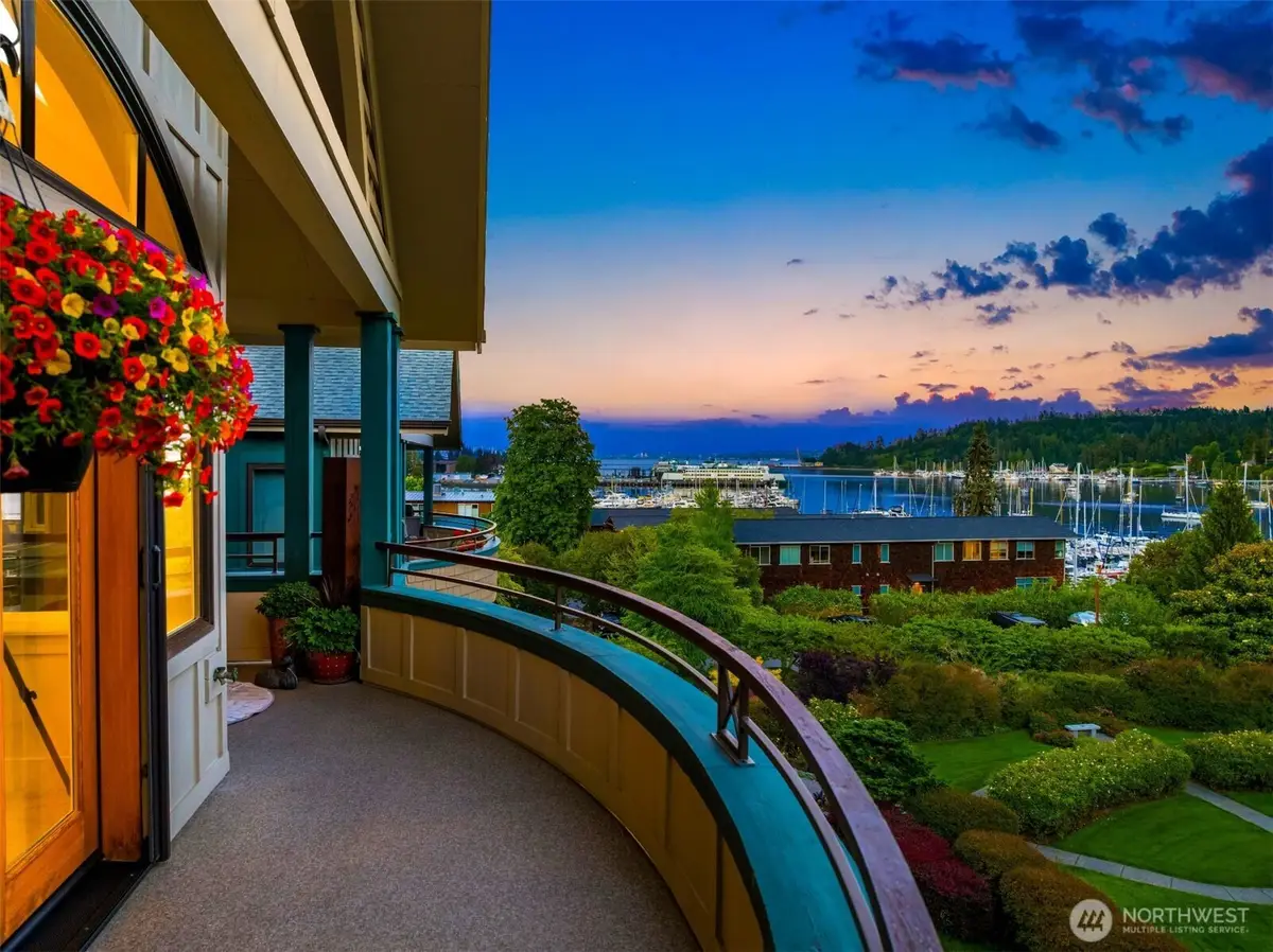 450 Wood Avenue Sw #3B, Bainbridge Island, WA 98110 - #1