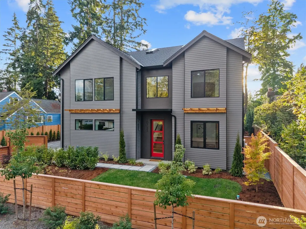 10733 17th Avenue Ne, Seattle, WA 98125 - #1
