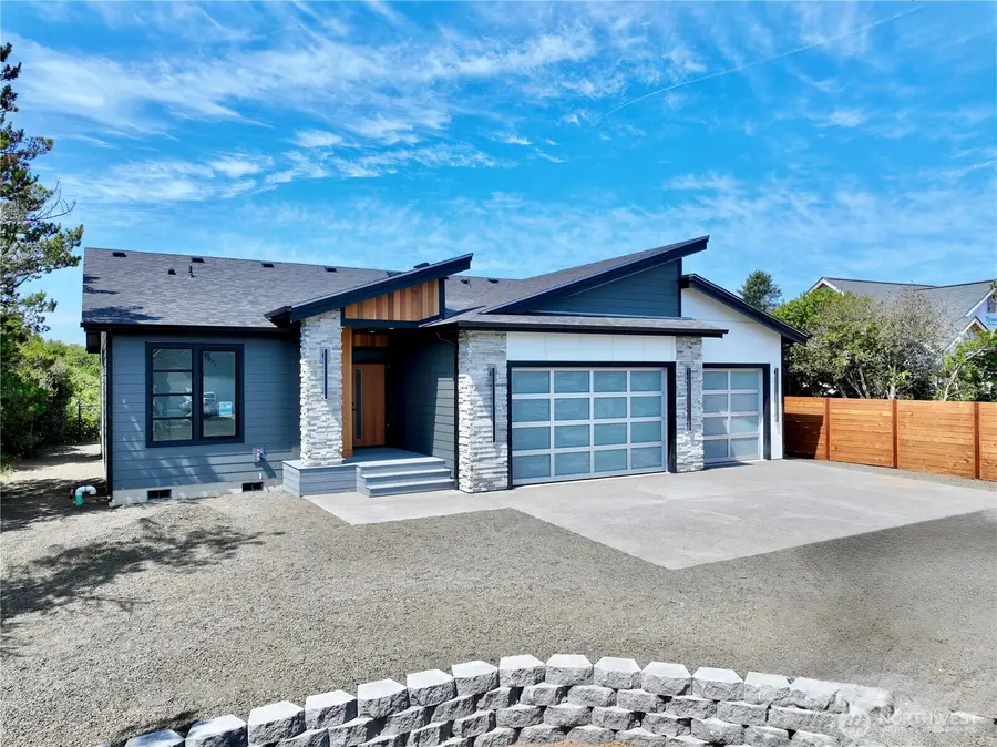 887 Texmar Avenue Sw, Ocean Shores, WA 98569 - #3
