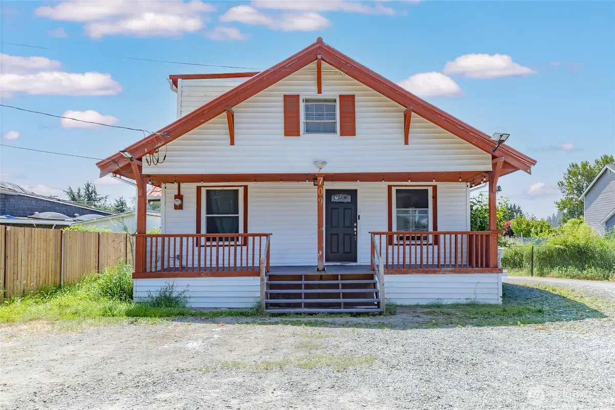 709 Celery Avenue, Algona, WA 98001 - #1