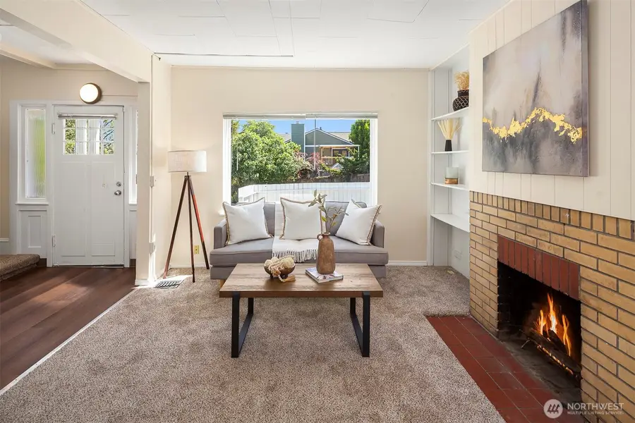 332 NE 50th Street, Seattle, WA 98105 - #2