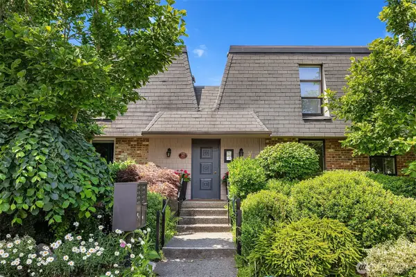 242 4th Avenue S #1, Edmonds, WA 98020