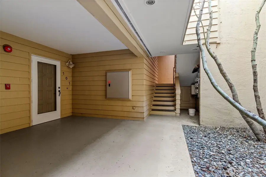 2811 14th W #101, Seattle, WA 98119 - #3