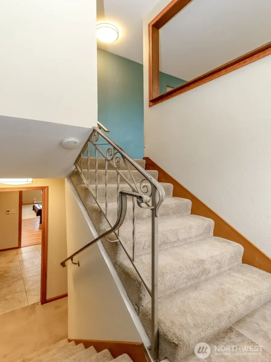 4992 31st Street Ne, Tacoma, WA 98422 - #3