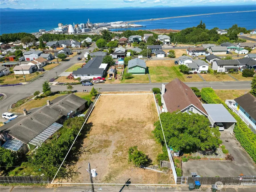 1632 W 6th Street, Port Angeles, WA 98362 - #3