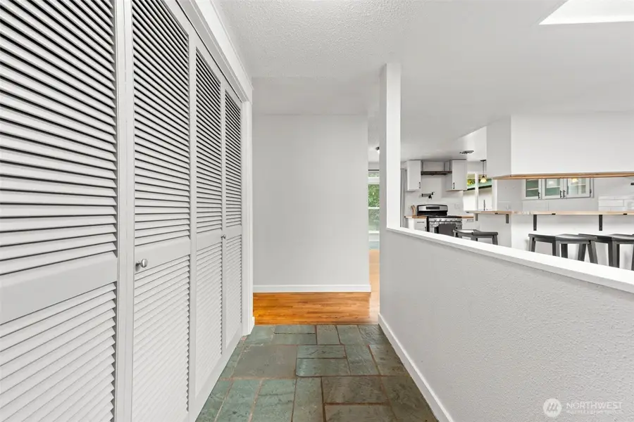 1716 9th Street Se, Puyallup, WA 98372 - #3