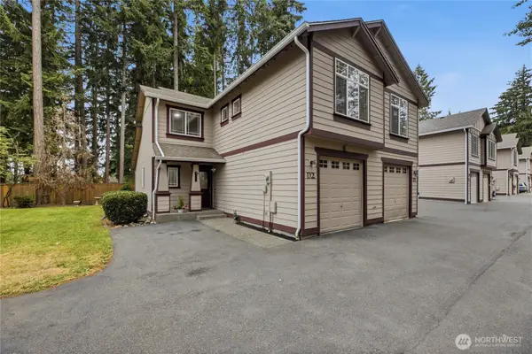 8208 Locust Avenue E #D2, Bonney Lake, WA 98391